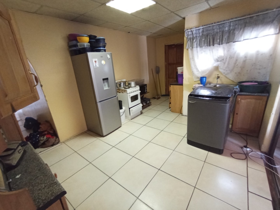 4 Bedroom Property for Sale in Kagisanong Free State